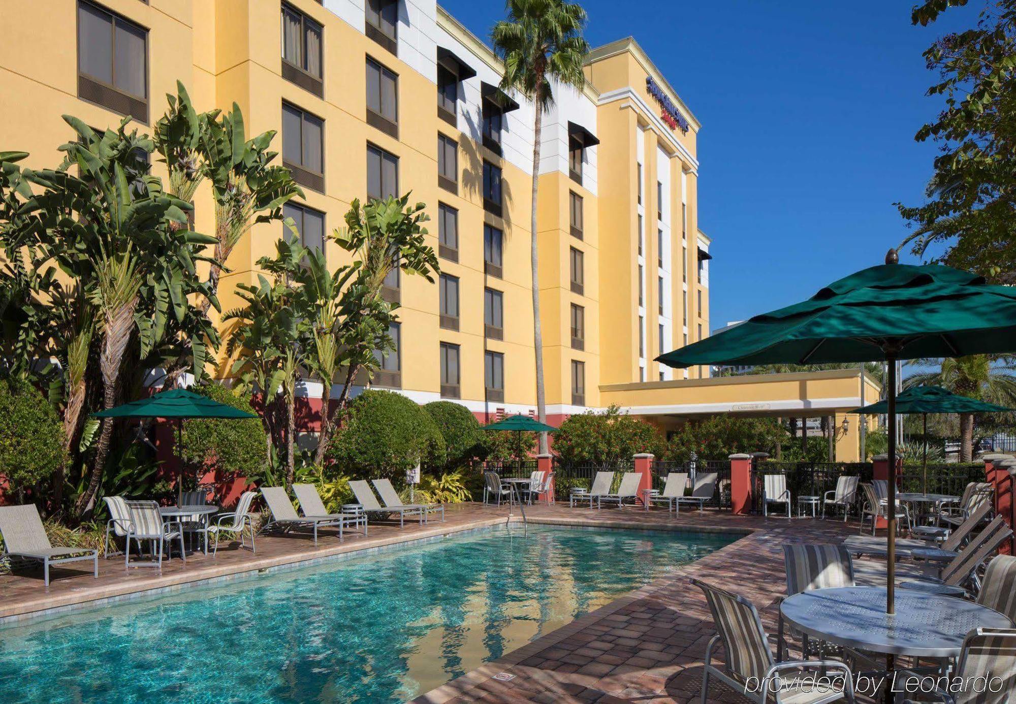 Springhill Suites By Marriott Tampa Westshore Exterior photo